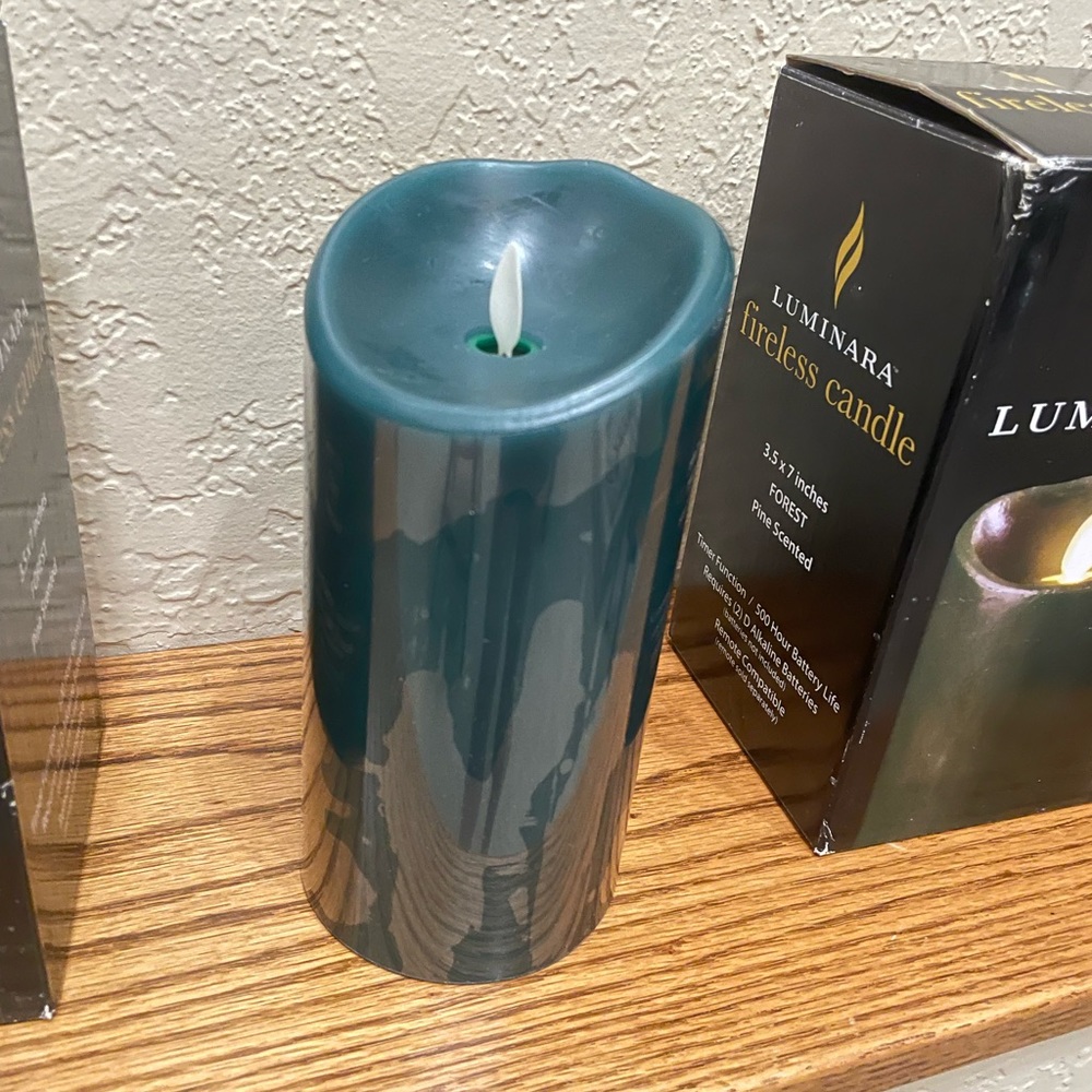 NEW in box Luminara Fireless Candle Forest Pine Scented 7” x 3.5” Timer